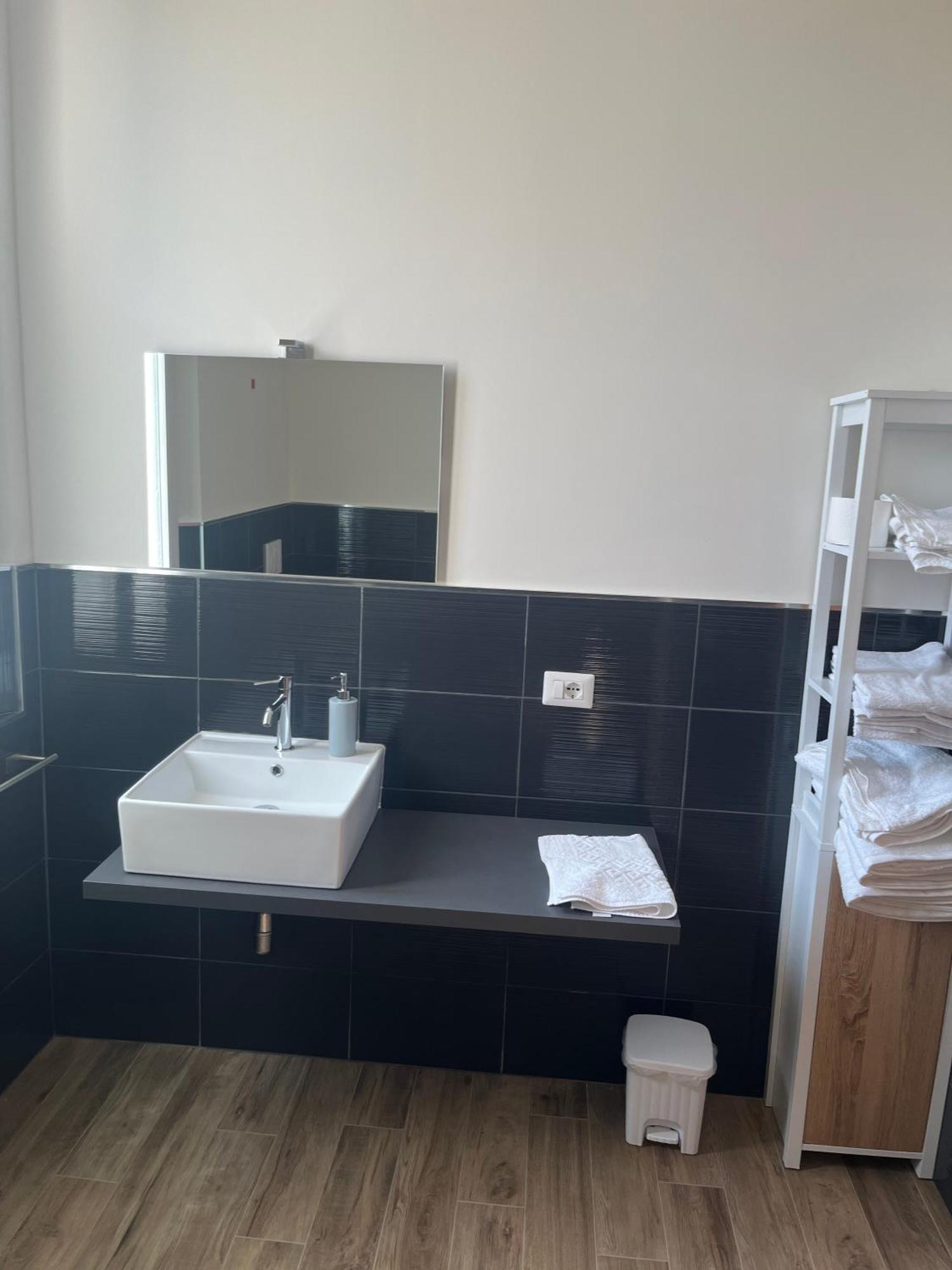 Casa Nel Borgo Di Capraia 몬텔루포피오렌티노 외부 사진