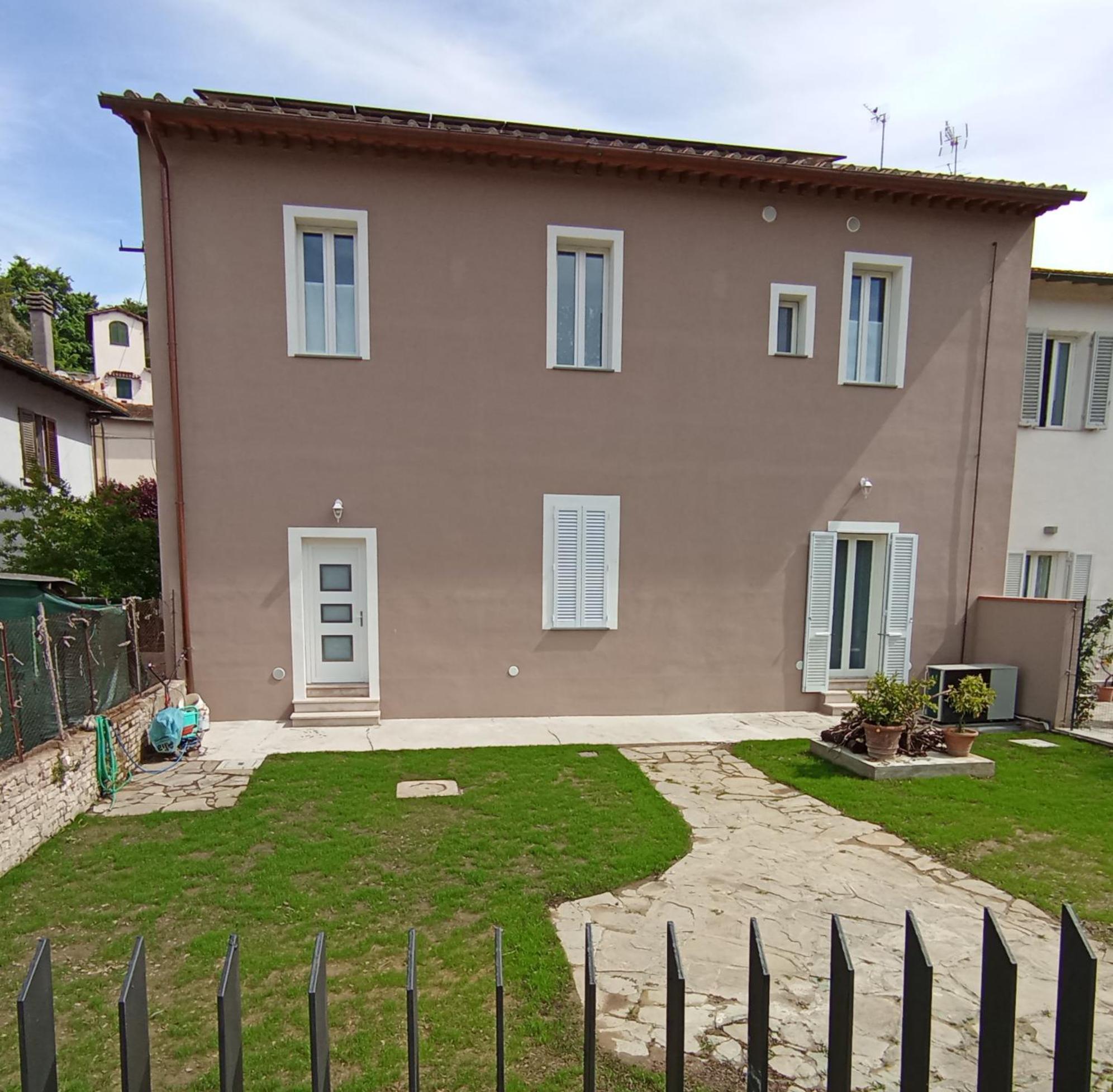 Casa Nel Borgo Di Capraia 몬텔루포피오렌티노 외부 사진